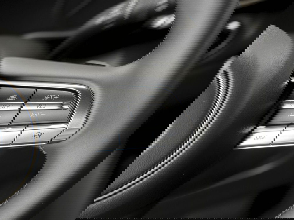 Mazda MX-30 nuova a Prato (9)