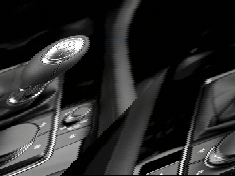 Mazda Mazda3 Hatchback nuova a Prato (12)