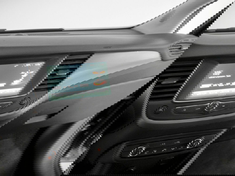 Opel Crossland usata a Prato (12)