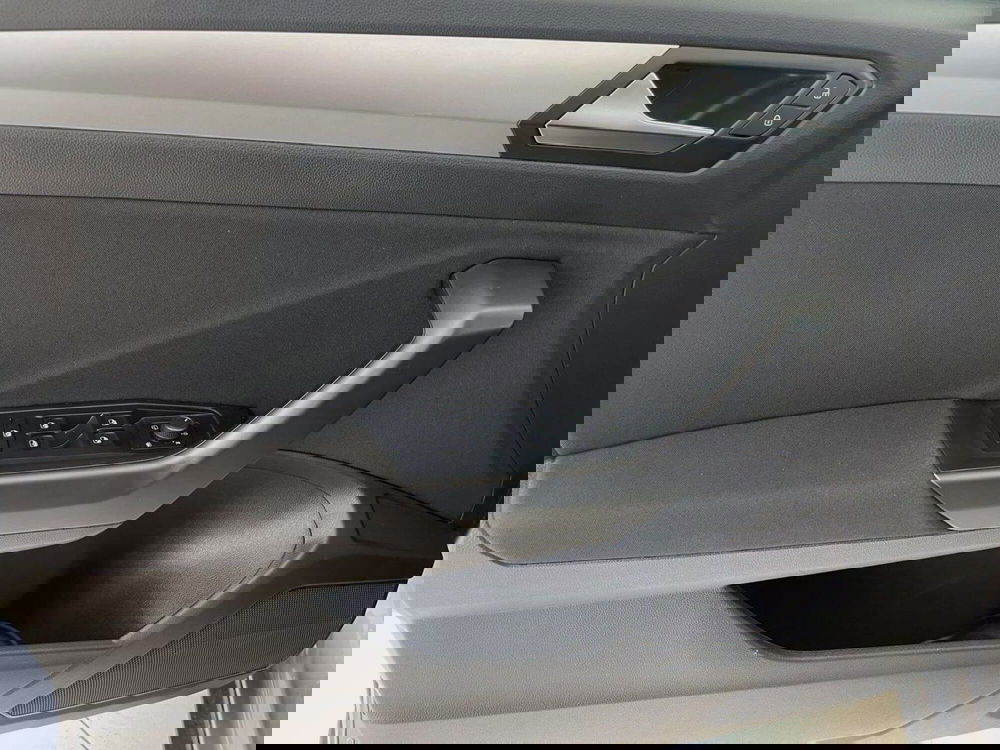 Volkswagen T-Roc usata a Perugia (11)