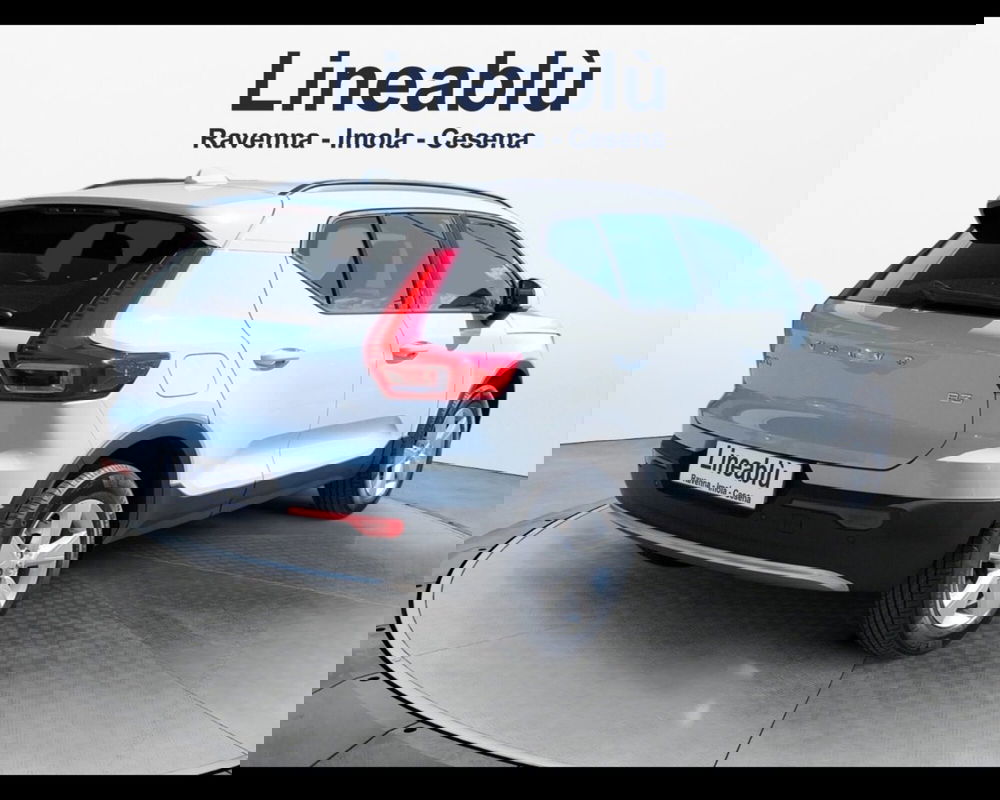 Volvo XC40 nuova a Ravenna (5)