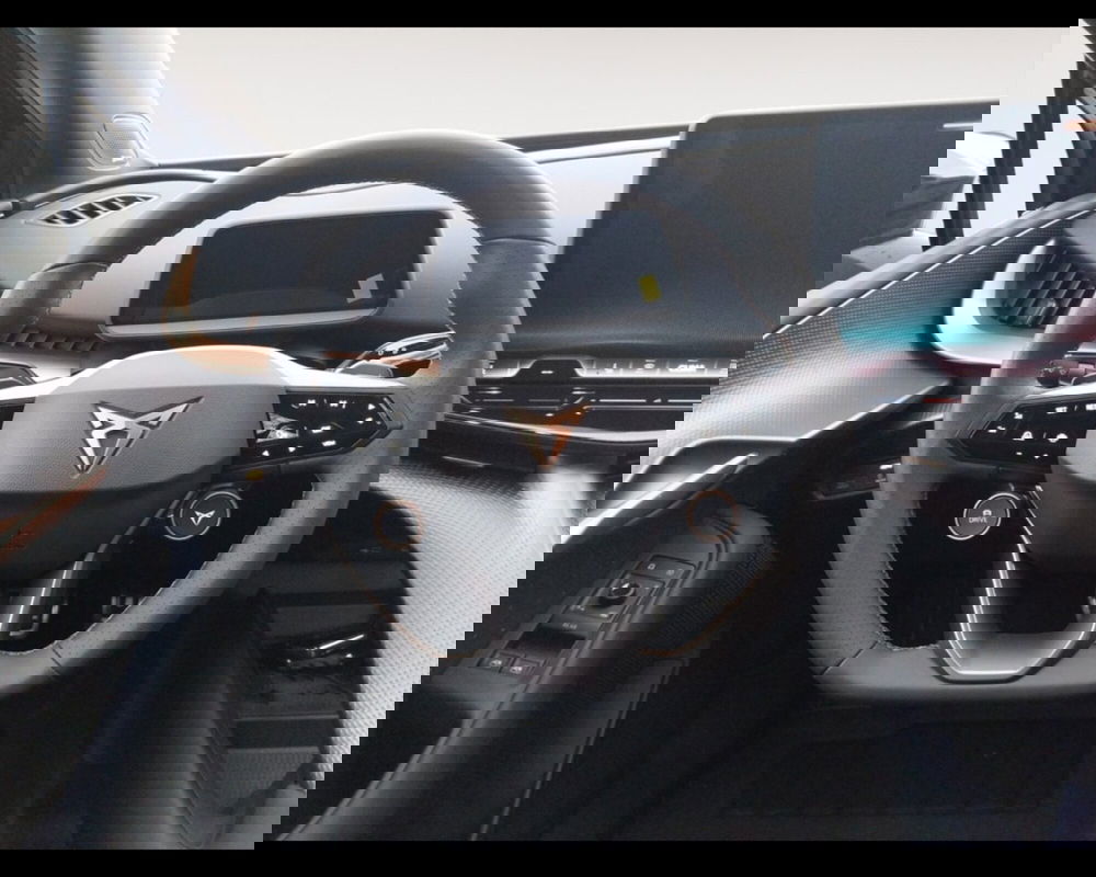 Cupra Tavascan nuova a Ravenna (12)