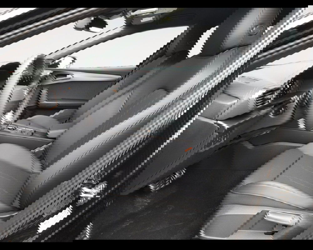 Cupra Leon nuova a Ravenna (9)