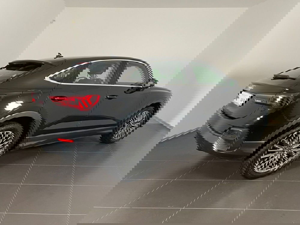 Audi Q3 Sportback usata a Taranto (2)