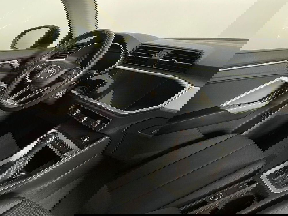 Audi Q3 Sportback usata a Taranto (5)