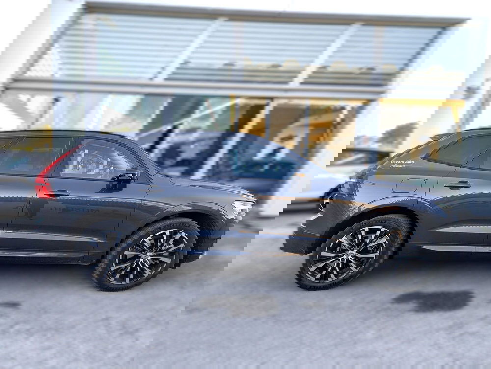 Volvo XC60 usata a Pescara (3)