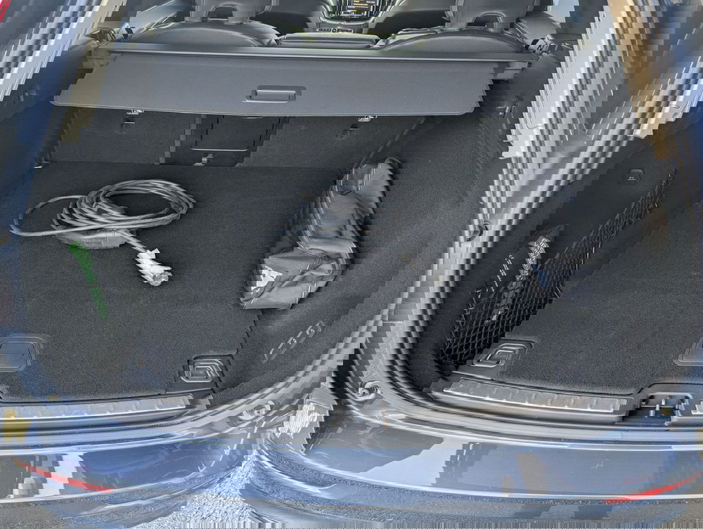 Volvo XC60 usata a Pescara (10)