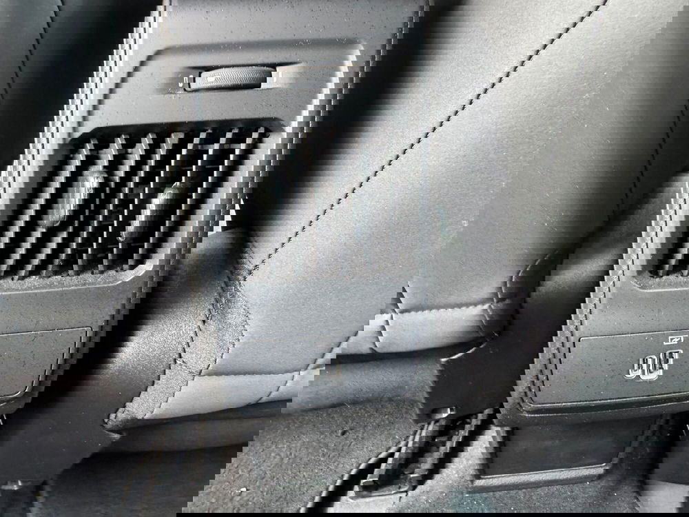 Alfa Romeo Tonale usata a Salerno (17)