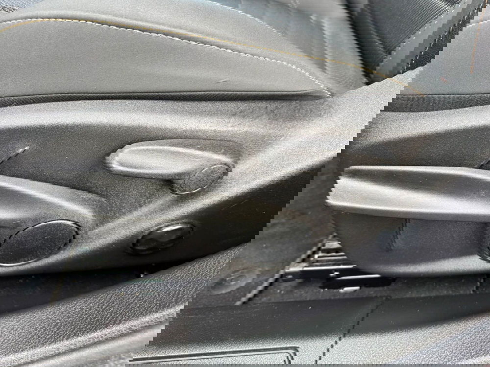 Alfa Romeo Tonale usata a Salerno (19)