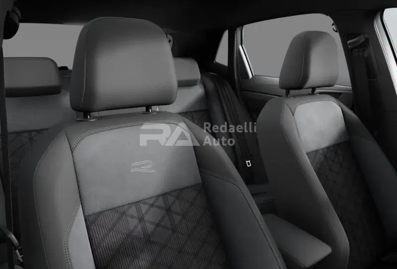 Volkswagen Polo nuova a Lecco (6)