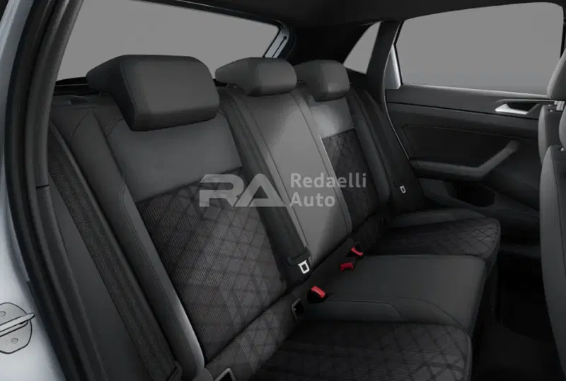 Volkswagen Polo nuova a Lecco (7)
