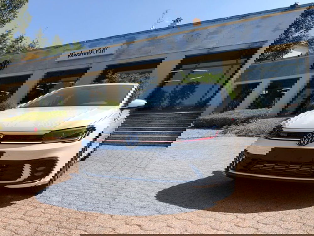 Volkswagen Polo nuova a Lecco (3)