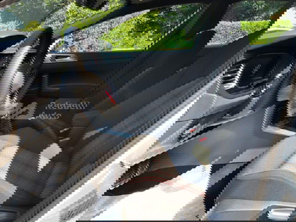 Volkswagen Polo nuova a Lecco (6)