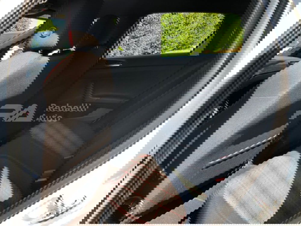 Volkswagen Polo nuova a Lecco (7)