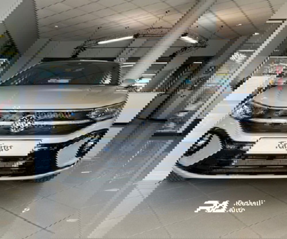 Volkswagen Taigo nuova a Lecco (2)