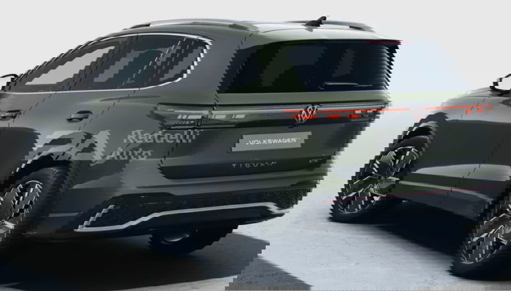 Volkswagen Tiguan nuova a Lecco (3)