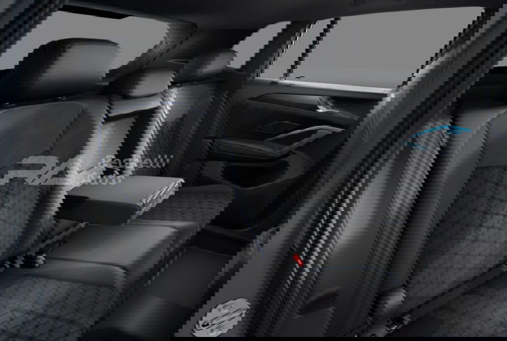 Volkswagen Tiguan nuova a Lecco (8)