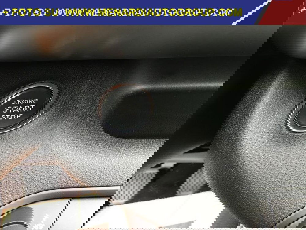 Jeep Avenger nuova a Cuneo (15)