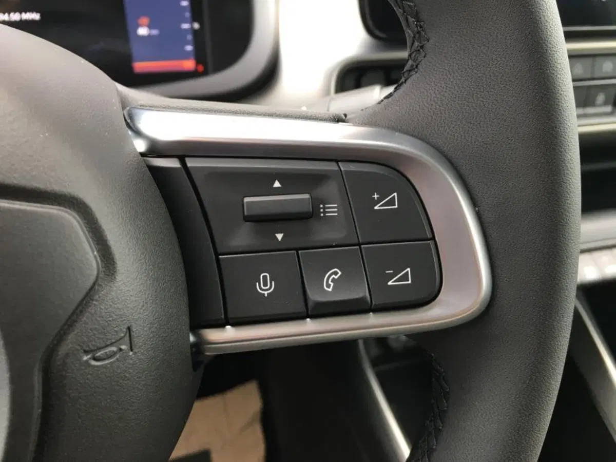 Jeep Avenger nuova a Cuneo (17)