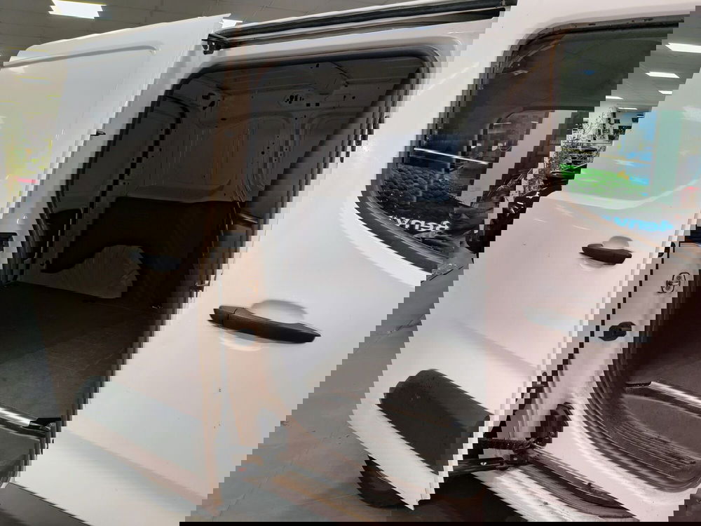 Toyota Proace City usata a Catanzaro (15)