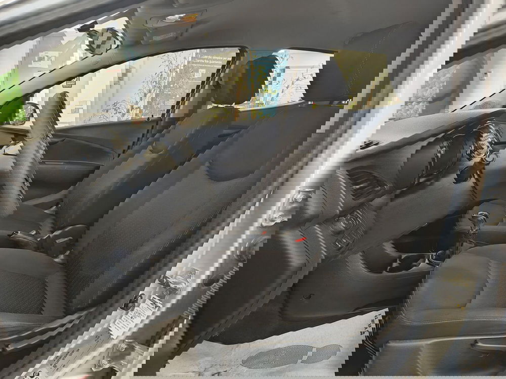 Opel Karl usata a Catanzaro (14)