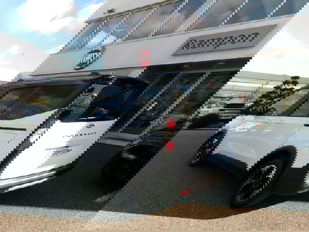 Ford Tourneo Courier usata a Venezia (3)