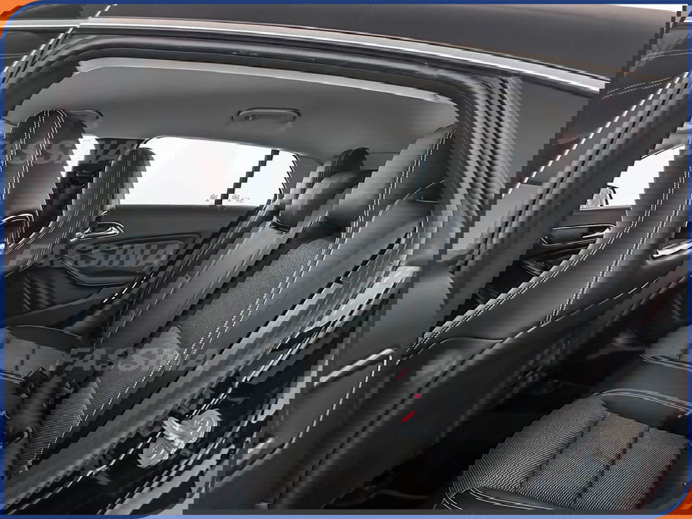 Mercedes-Benz CLA Shooting Brake usata a Milano (11)