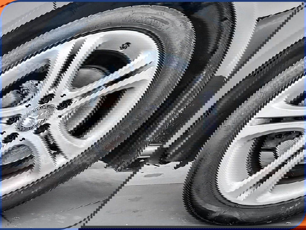 Mercedes-Benz CLA Shooting Brake usata a Milano (7)