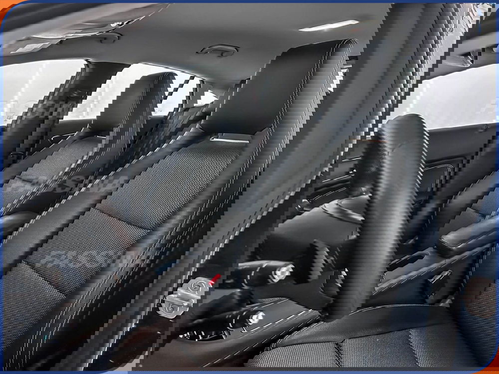 Mercedes-Benz CLA Shooting Brake usata a Milano (8)