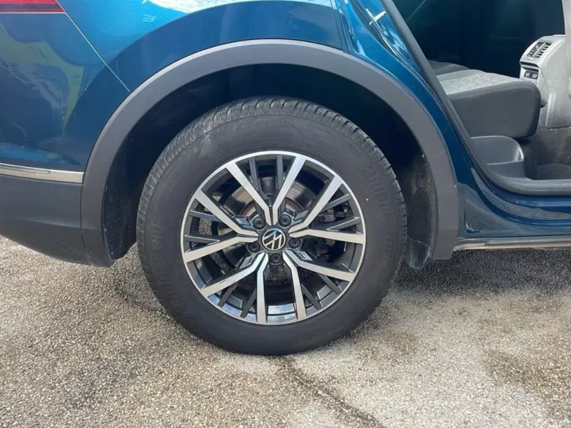Volkswagen Tiguan usata a Foggia (8)