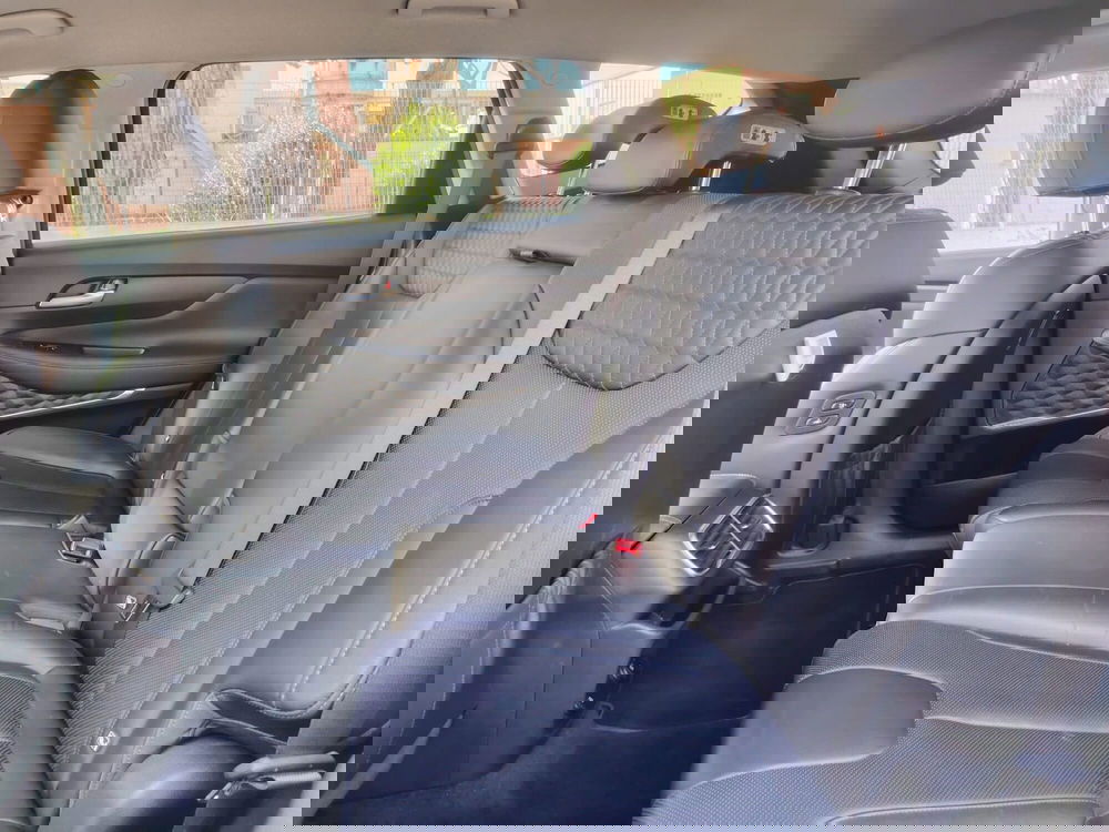 Hyundai Santa Fe usata a Massa-Carrara (16)