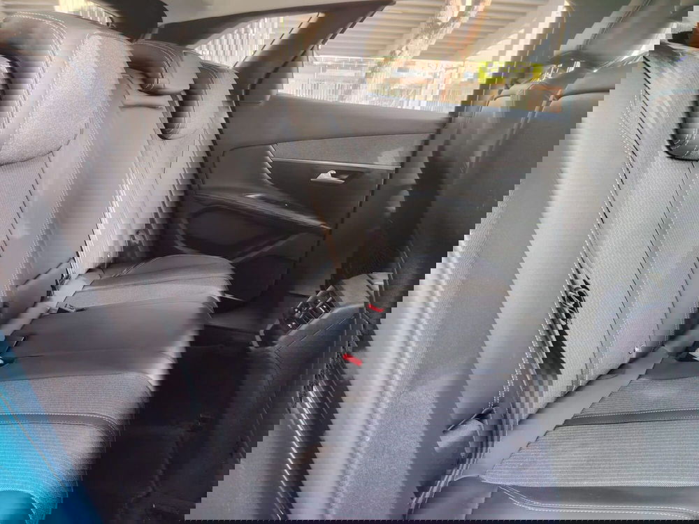 Peugeot 3008 usata a Massa-Carrara (12)