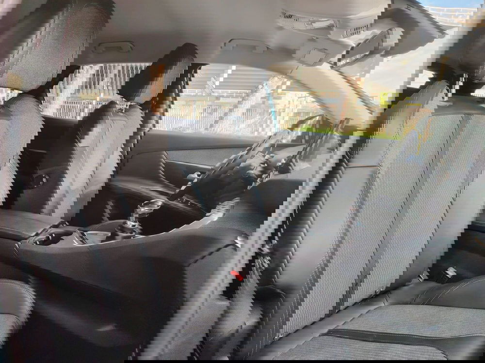 Peugeot 3008 usata a Massa-Carrara (5)