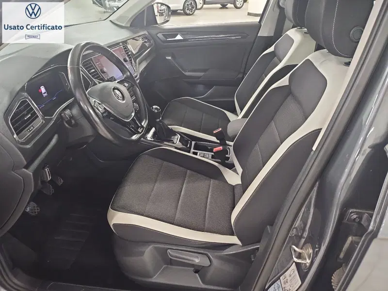 Volkswagen T-Roc usata a Genova (10)
