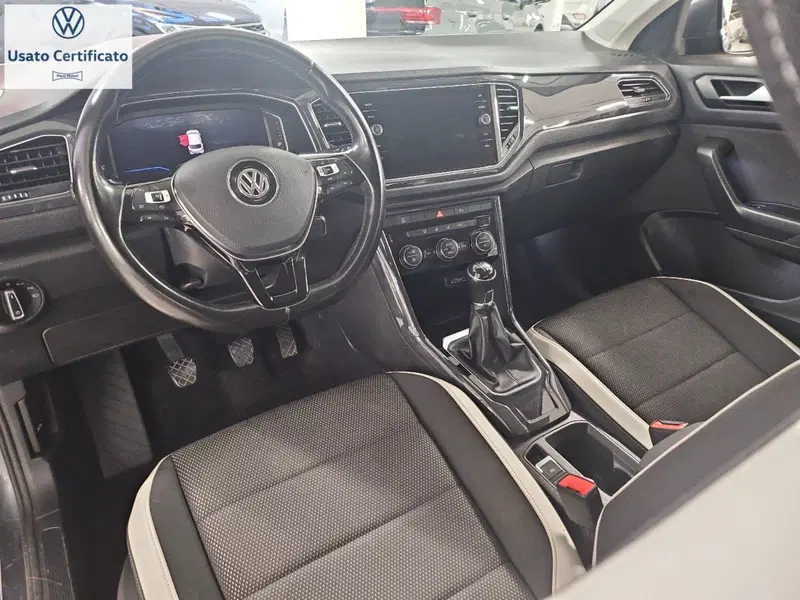 Volkswagen T-Roc usata a Genova (12)