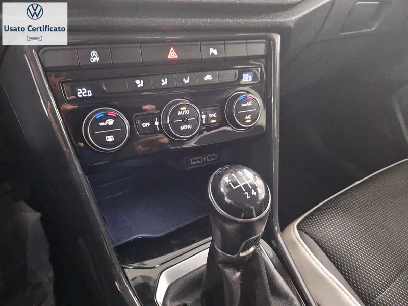 Volkswagen T-Roc usata a Genova (15)