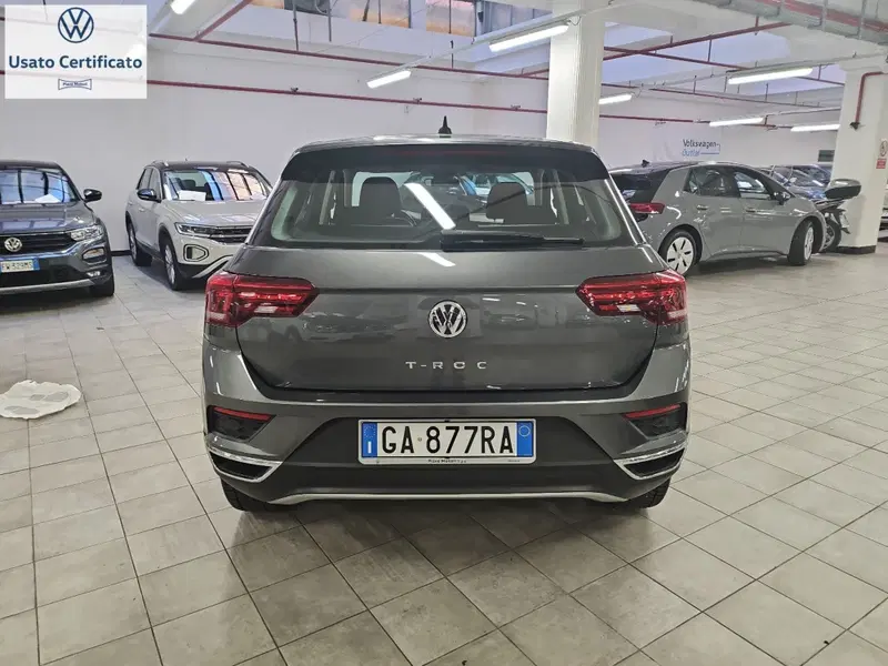 Volkswagen T-Roc usata a Genova (5)