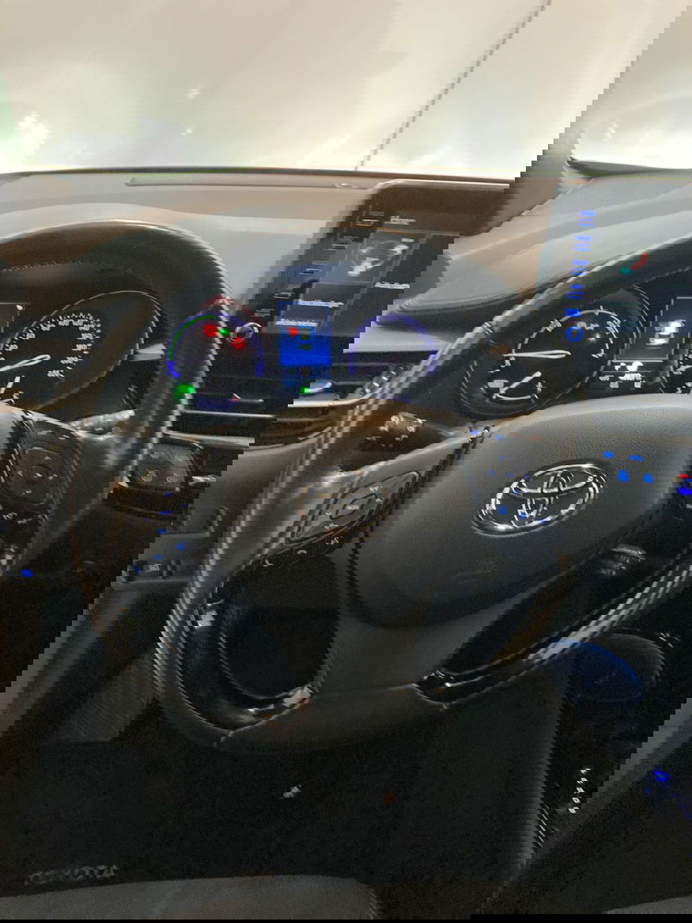 Toyota Toyota C-HR usata a Barletta-Andria-Trani (11)