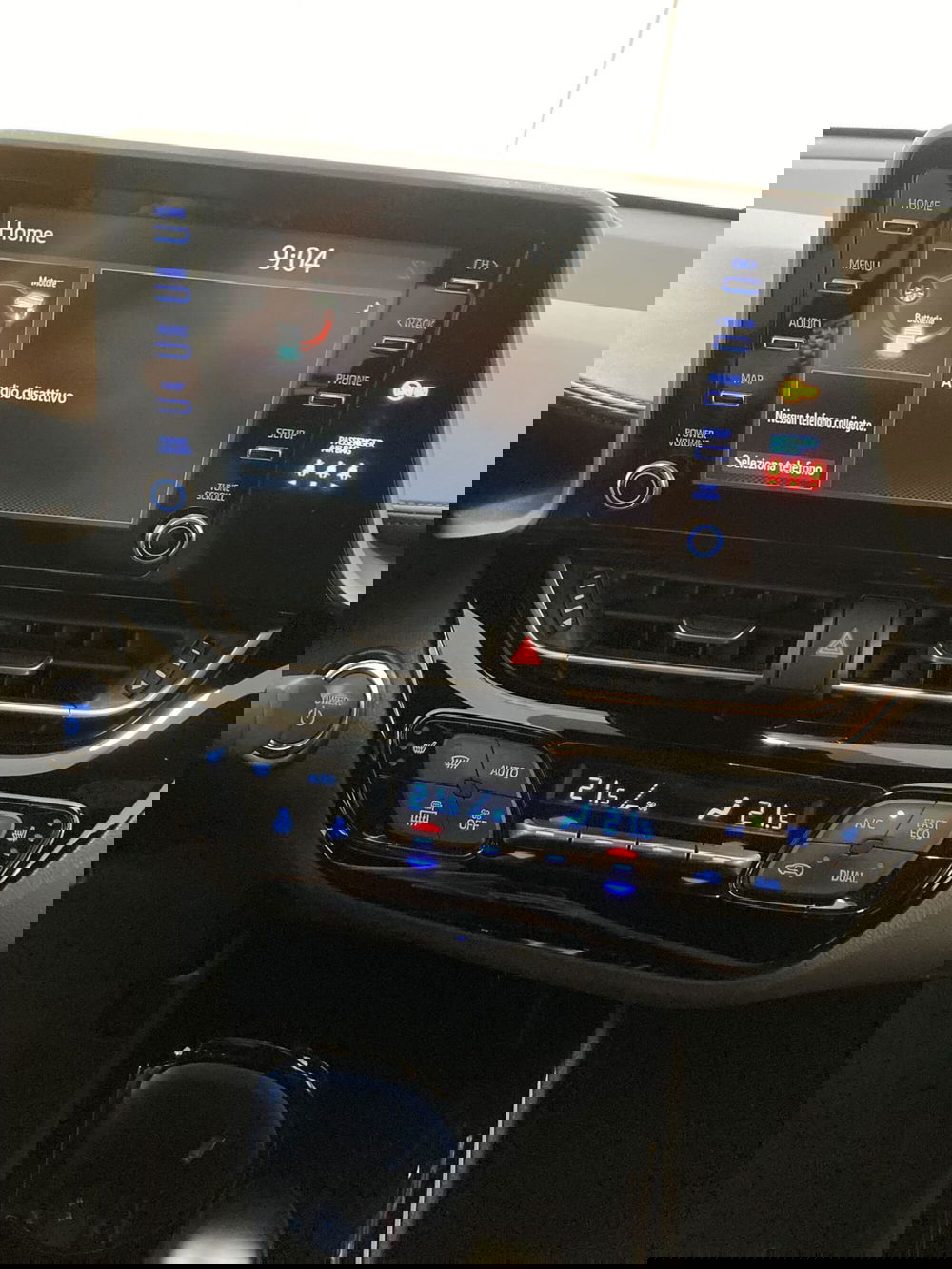 Toyota Toyota C-HR usata a Barletta-Andria-Trani (13)