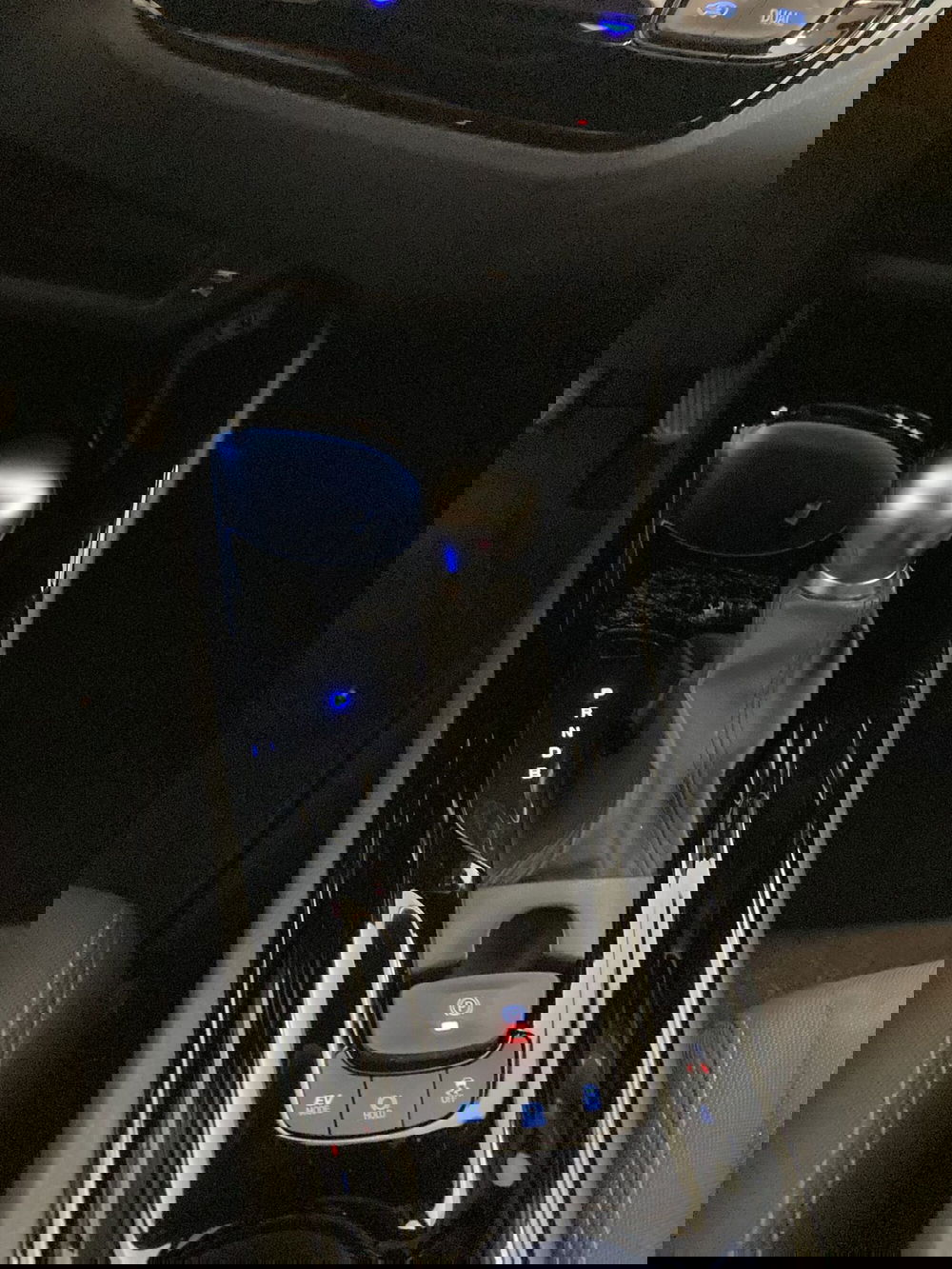 Toyota Toyota C-HR usata a Barletta-Andria-Trani (14)