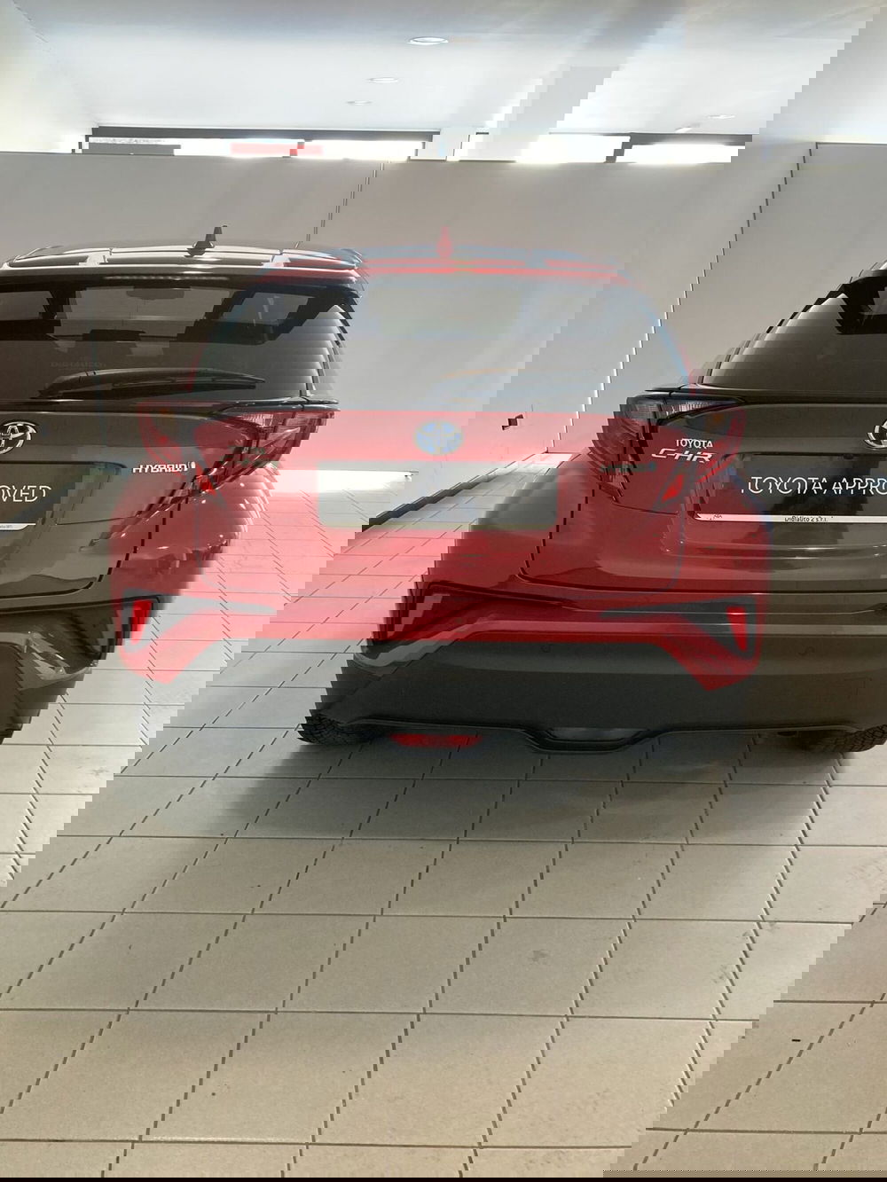 Toyota Toyota C-HR usata a Barletta-Andria-Trani (6)