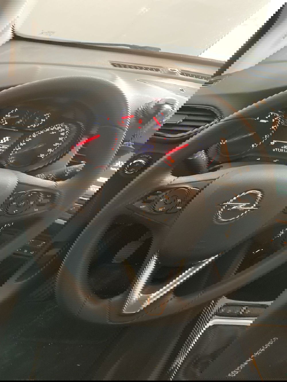 Opel Crossland X usata a Barletta-Andria-Trani (10)