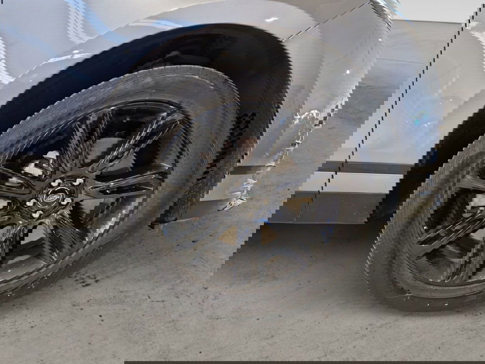 Land Rover Range Rover Velar usata a Firenze (9)