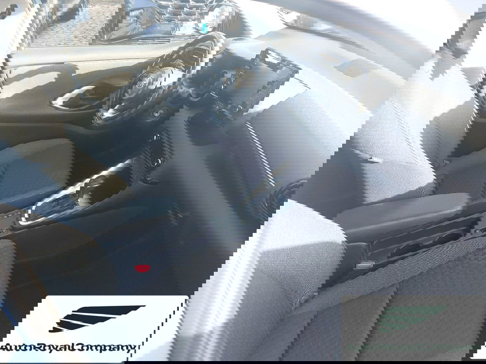 Toyota Yaris usata a Roma (15)