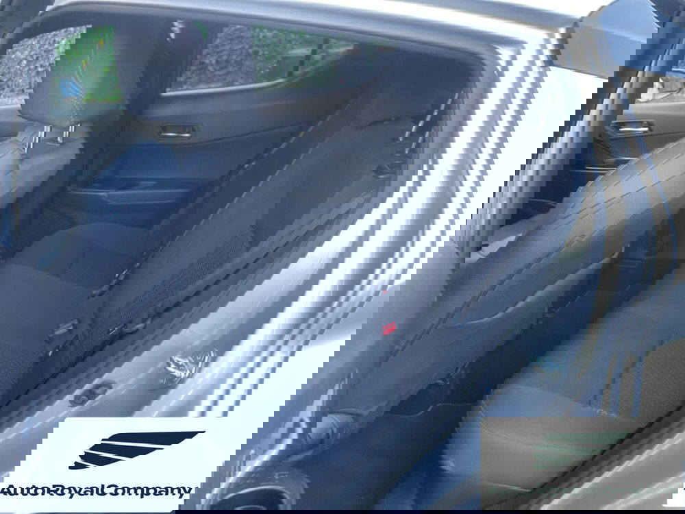 Toyota Toyota C-HR usata a Roma (11)