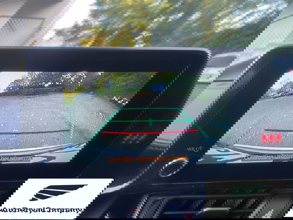 Toyota Toyota C-HR usata a Roma (18)