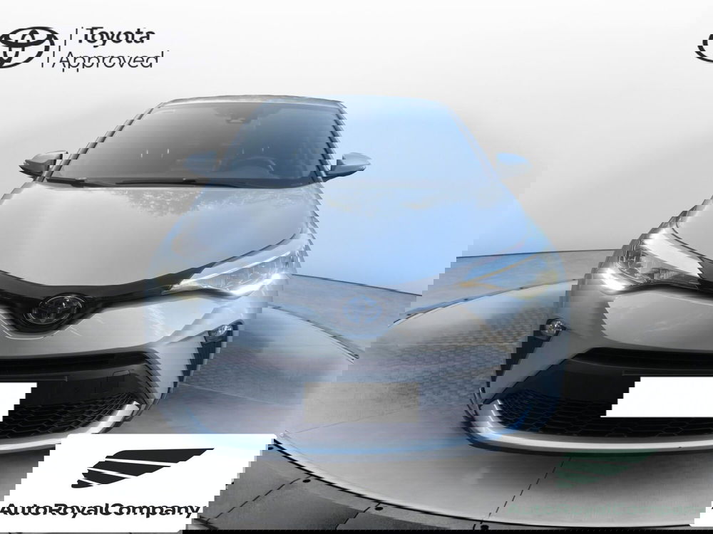 Toyota Toyota C-HR usata a Roma (9)