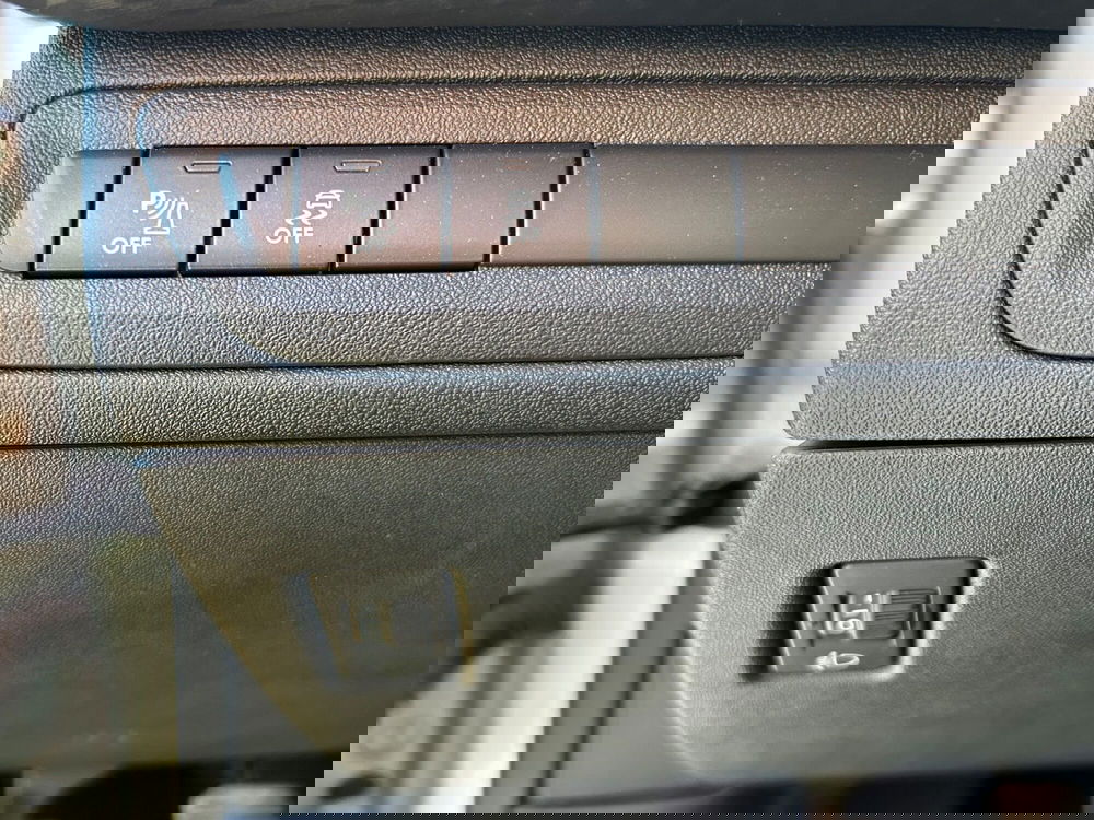 Peugeot 208 usata a Modena (10)