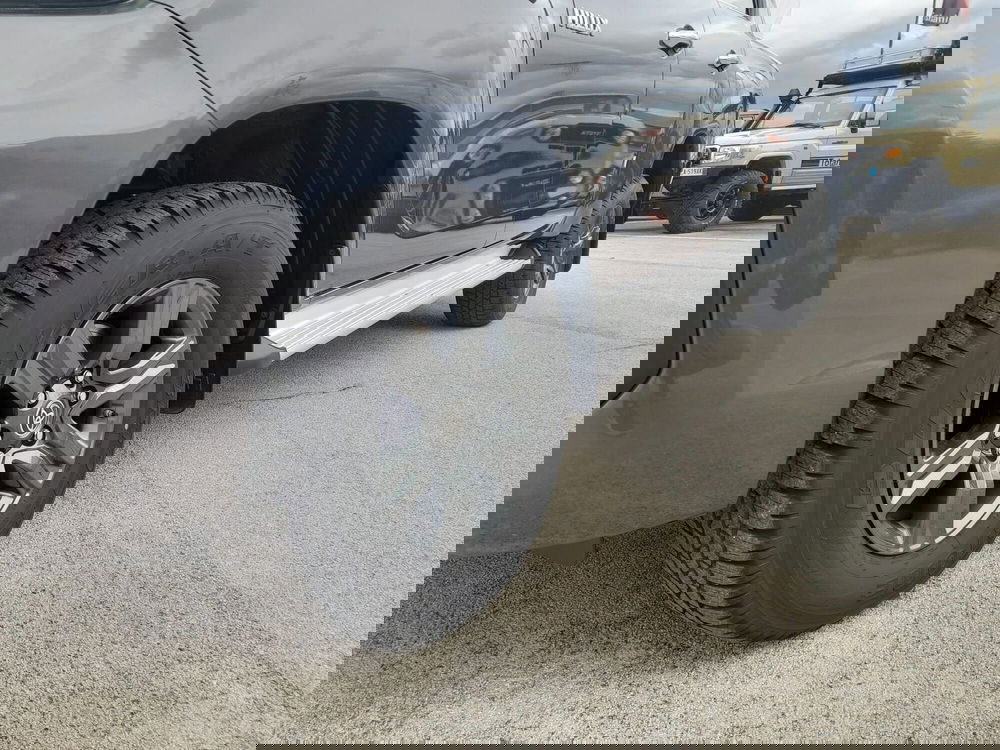 Toyota Hilux nuova a L'Aquila (5)