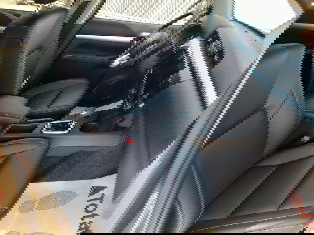 Toyota Hilux nuova a L'Aquila (9)